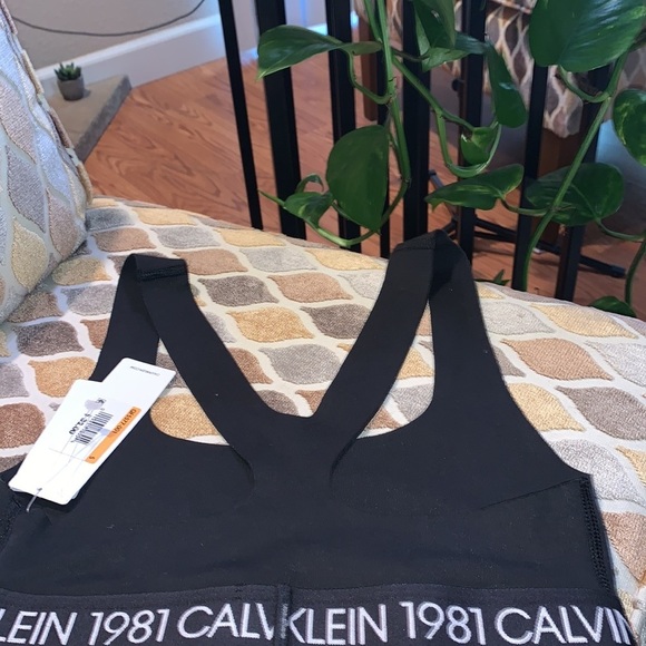 New Calvin Klein Bralette - Picture 4 of 5